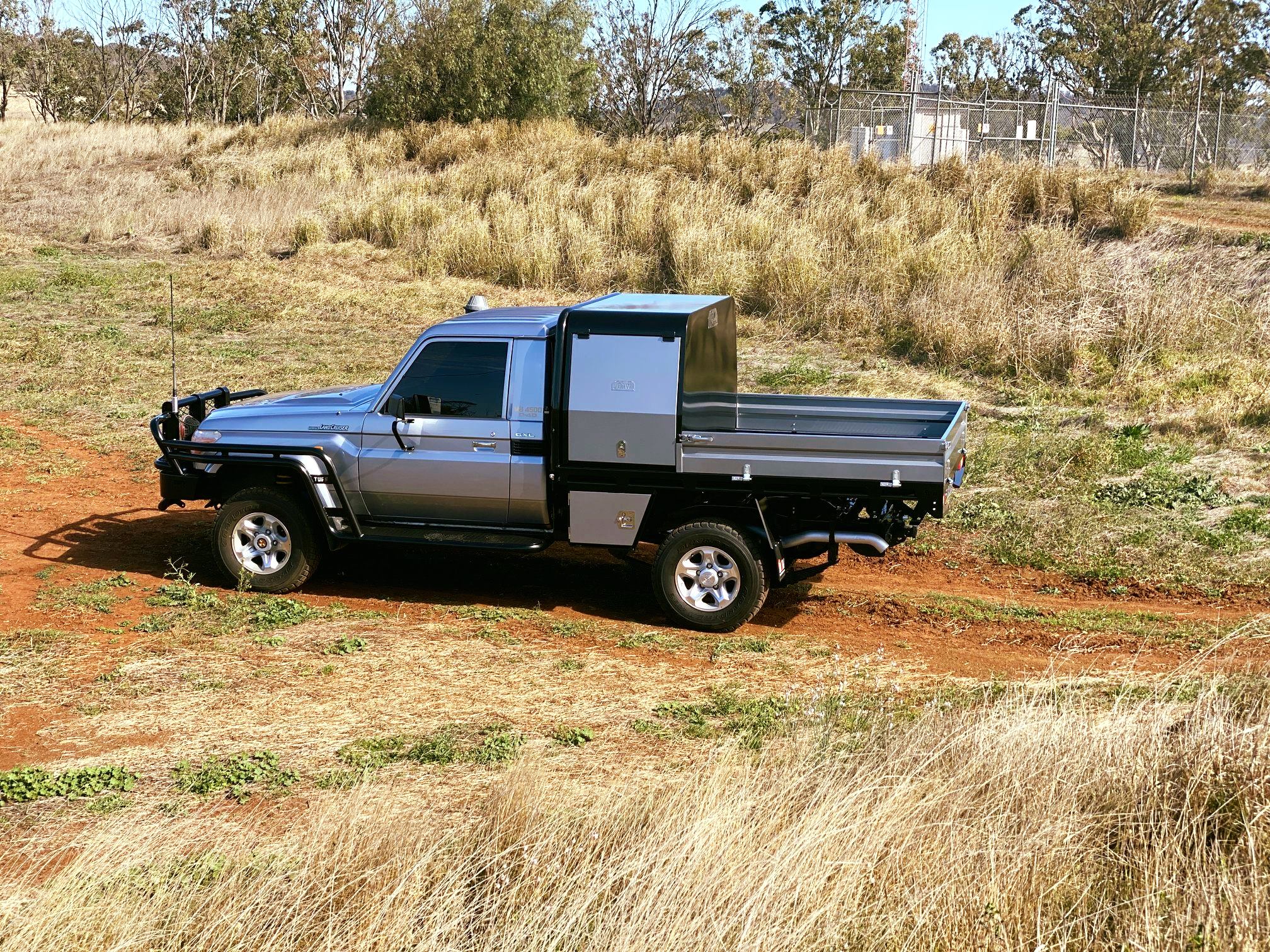 DMW Dog Boxes - Image 6